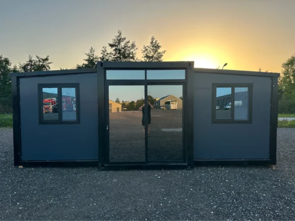 Conteneur d’habitation Tiny House Luxe Black