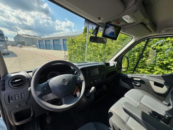 Transporteur de chevaux  3 chevaux Renault Master – Image 6